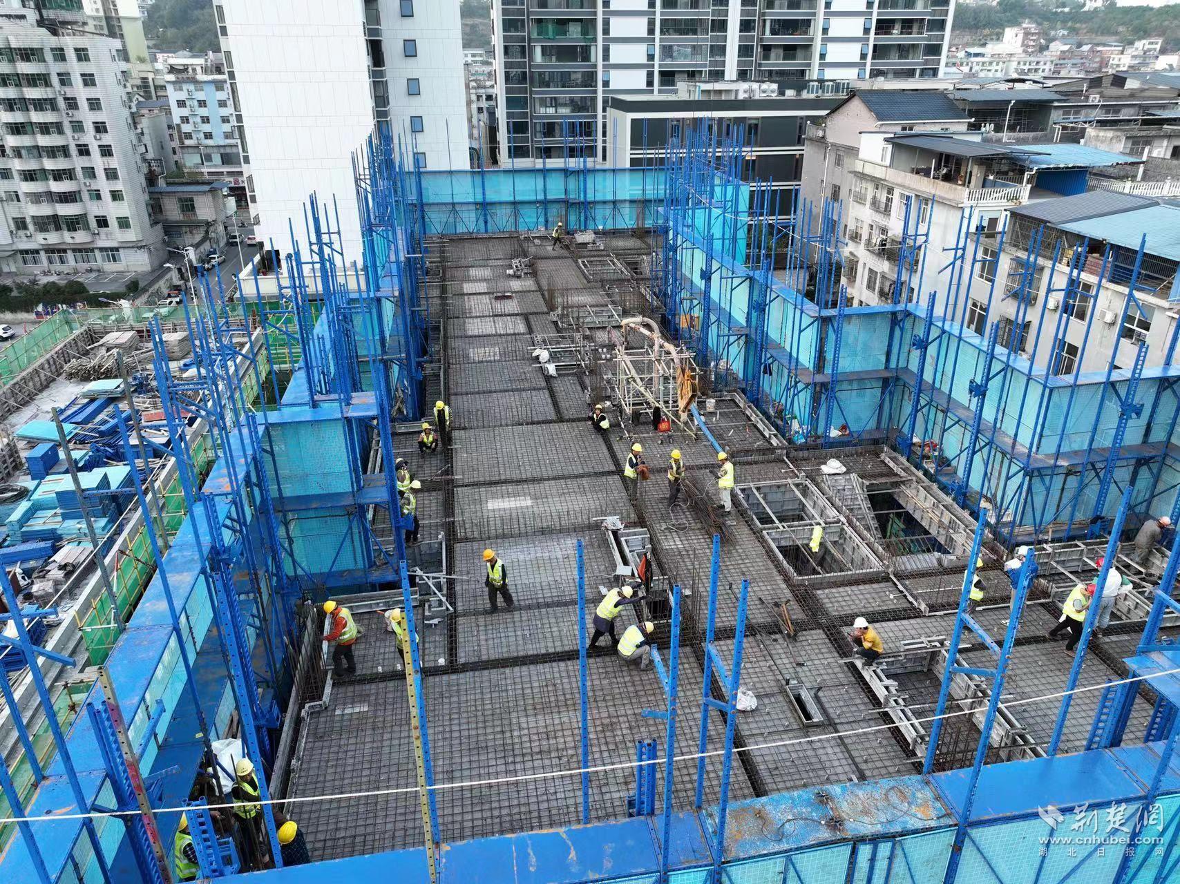 荊楚網(wǎng)（湖北日?qǐng)?bào)網(wǎng)）：建始民企以黨建為城市建設(shè)添活力